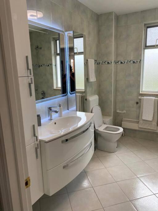Lovely 3 Bedroom Apartment In Quiet Area W/ Pool PUY Eksteriør bilde